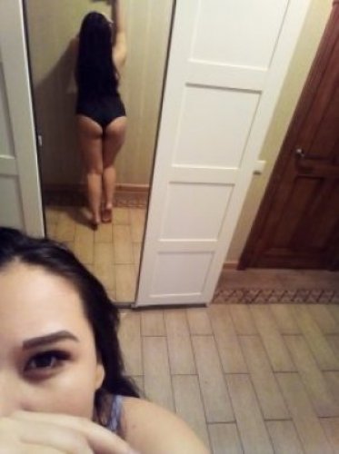 Индивидуалка Эля и Каралина 