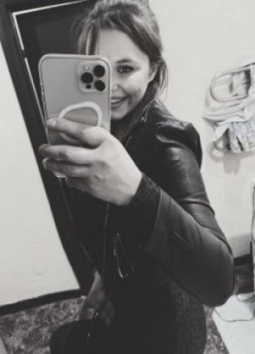 Индивидуалка Арина( есть подруга, без предоплаты)