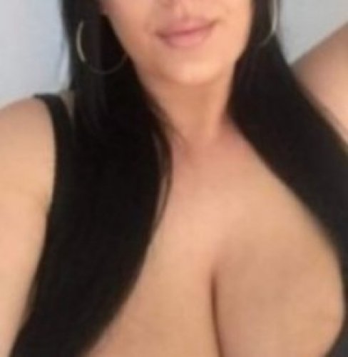 Индивидуалка Яначка эротический массаж 