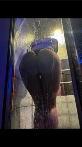 Индивидуалка Элона