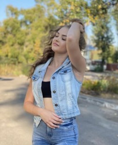 Индивидуалка Алиса подруг нет